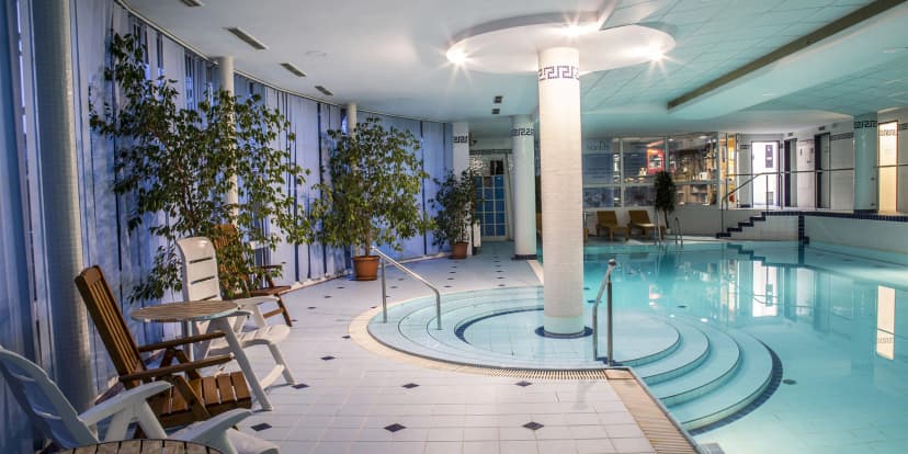 Voucher na 500–2 000 Kč do hotelu Yura: wellness, mini lázně či restaurace