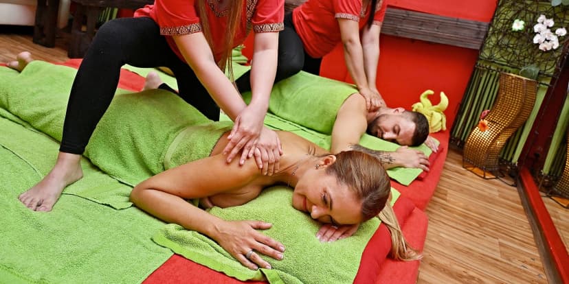 Relaxace pro páry v Thajském ráji: tradiční thajská nebo olejová masáž