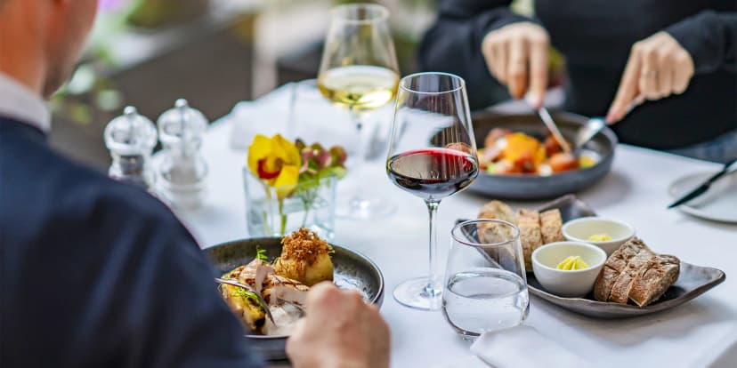 Tříchodové obědové menu od michelinského šéfkuchaře Sabatelliho pro dva
