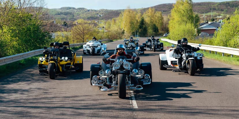 Zapůjčení motorové tříkolky na 1 den: všední dny i víkendy