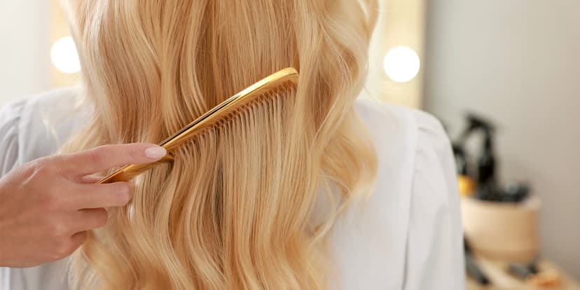 Precizní dámský střih a styling pro krátké, polodlouhé i dlouhé vlasy