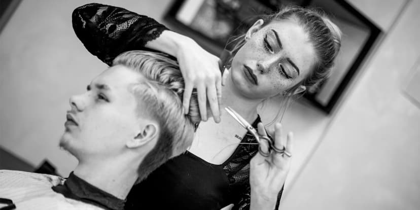 Barber péče pro chlapy: střih, úprava vousů i kompletní balíček