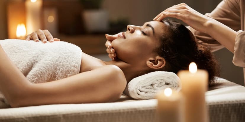 30–120minutová masáž podle výběru: Chi balance, baňkování, anticelulitidní i lymfomasáž