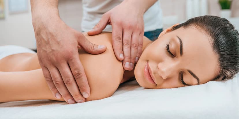 Relax celého těla od zkušeného maséra: jedna nebo dvě masáže