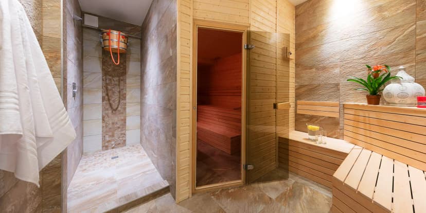 Privátní wellness se saunou, pizzou a billiardem pro 2 osoby: 1–3 hod