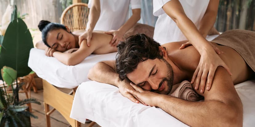 Thajská párová masáž v délce 45–120 min. podle výběru: tradiční či olejová