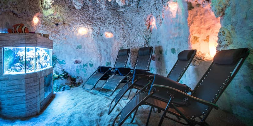Solí proti rýmě a splínu: balíčky vstupů do solné jeskyně vč. privátní či romantické návštěvy