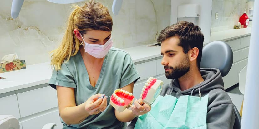 Dentální hygiena pro dospělé i děti vč. airflow a fluoridace