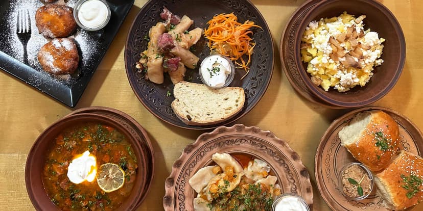 Tradiční ukrajinská kuchyně: čtyřchodové degustační menu pro 2 osoby