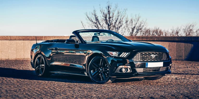 Parádní jízda: pronájem Fordu Mustang kabriolet na 24 hodin nebo rovnou celý víkend