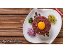 200 g tatarského bifteku a 4 topinky  | Pepa