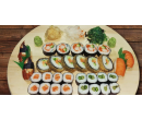 31 kousků čerstvého sushi | Slevomat