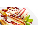 2 francouzské crêpes s jahodami, řeckým jogurtem | Slevomat