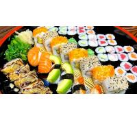 32 ks sushi  – vegetariánský set  | Slevomat