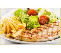  200g kuřecí steak s přílohou dle výběru a dresink | Pepa