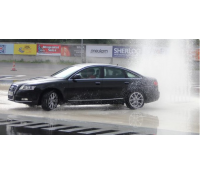 Zábavná škola smyku pro osobní auto! | Radiomat