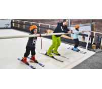 Lekce lyžování nebo SNB na indoorové sjezdovce | Slevomat