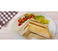 Zapečená tortilla nebo výběr ze salátů | Slevomat