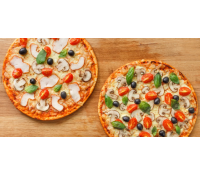 2× pizza o průměru 32 cm dle výběru | Slevomat