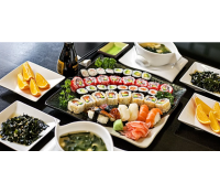 38 ks sushi, polévka a wakame salát pro dva | Slevomat