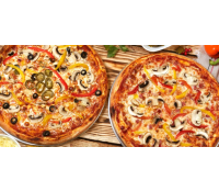 Dvě pizzy o průměru 32 cm podle výběru | Slevomat