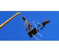 Extrémní bungee jumping z jeřábu | Slevomat