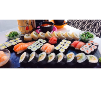 Sushi sety s rolkami maki, nigiri, krevetami | Slevomat