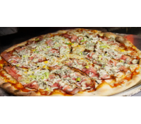 Téměř půlmetrová pizza podle výběru / Chrudim | Slevomat