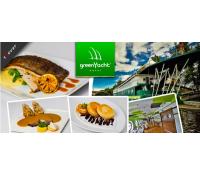 Tříchodové menu pro dva na palubě luxusní lodi | Slever